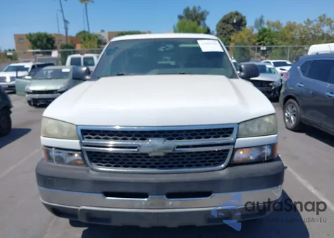 2005 Chevrolet Silverado 2500Hd Ls из США, поврежденный, VIN 1GCHC23U15F840510